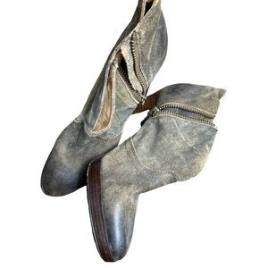 Frye Harlow Shooties, Campus Bootie, Women’s size 10